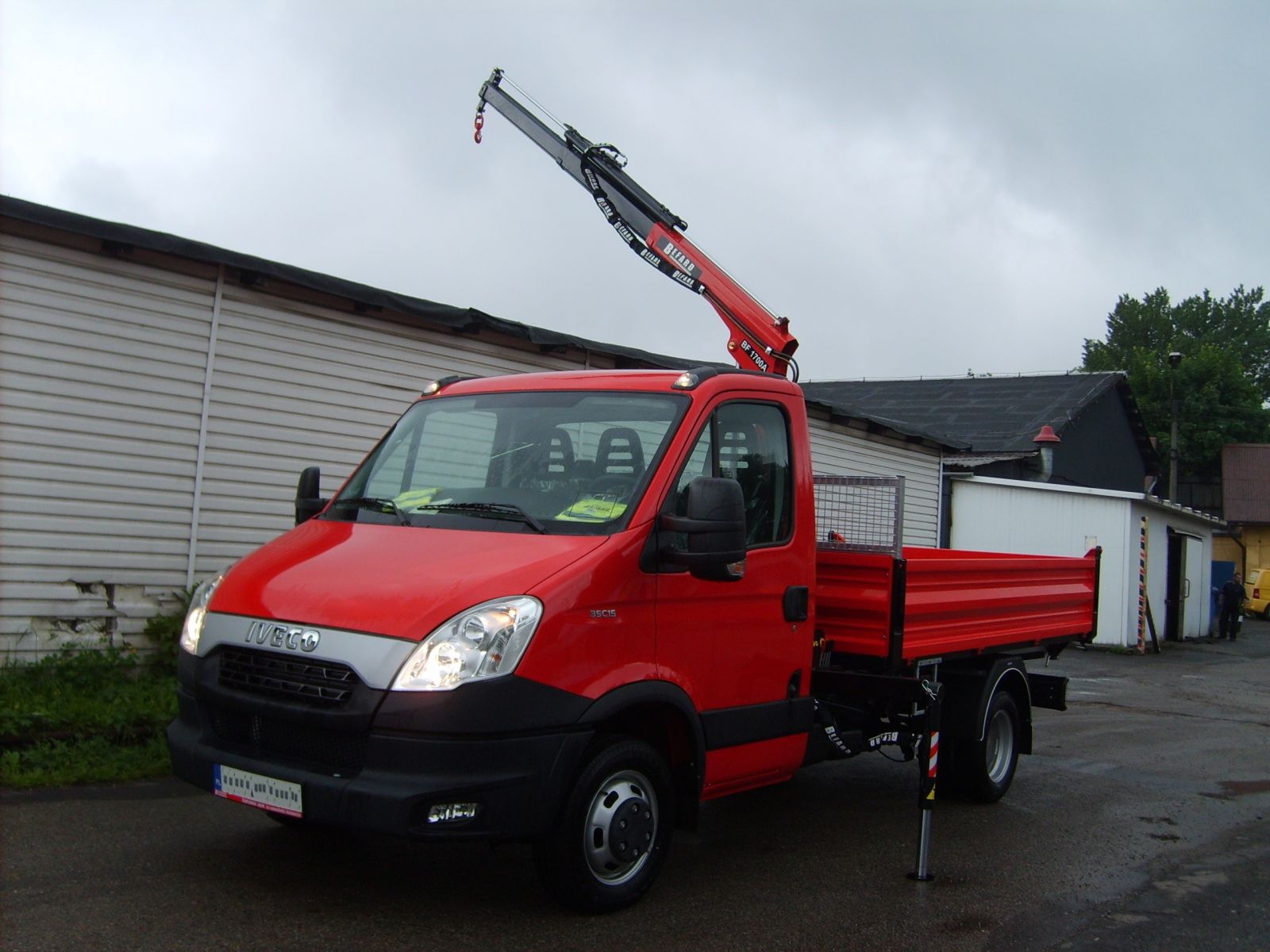 Iveco daily czerwone